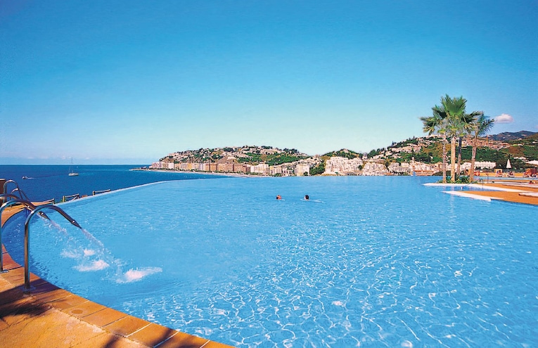 Swimming pools - 4
