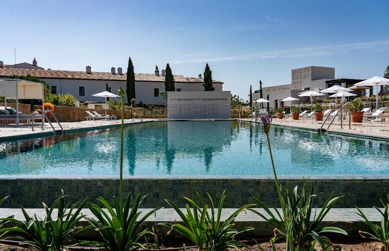 Swimming pools - 5