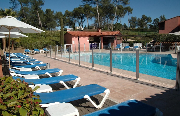Swimming pools - 1