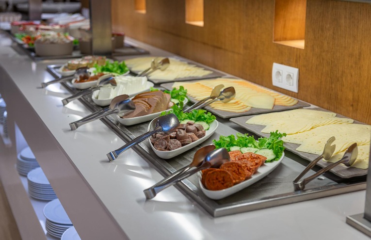 Restaurants - 4