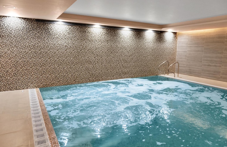 Swimming pools - 4