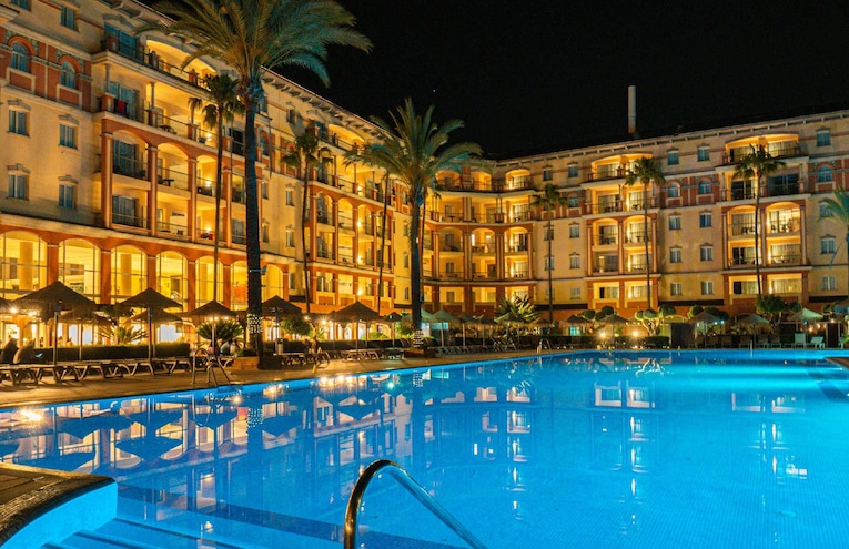 Swimming pools - 1