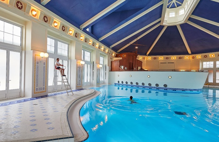 Swimming pools - 3