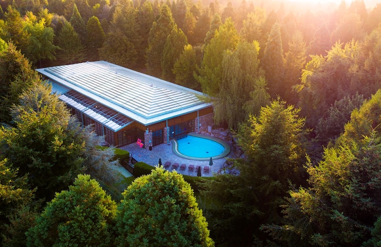 Swimming pools - 1