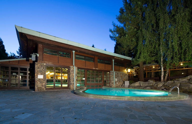 Swimming pools - 2