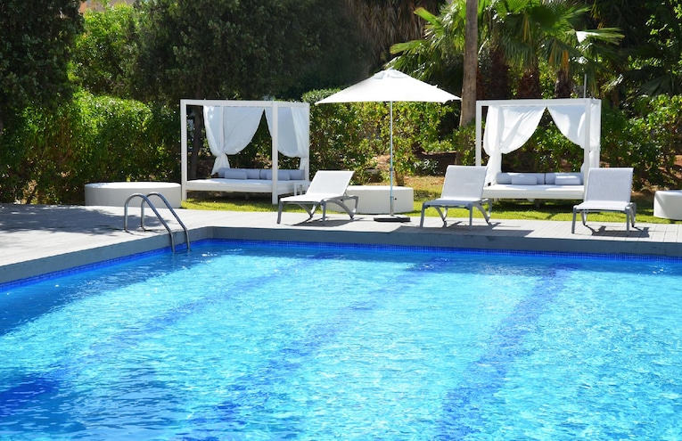 Swimming pools - 2