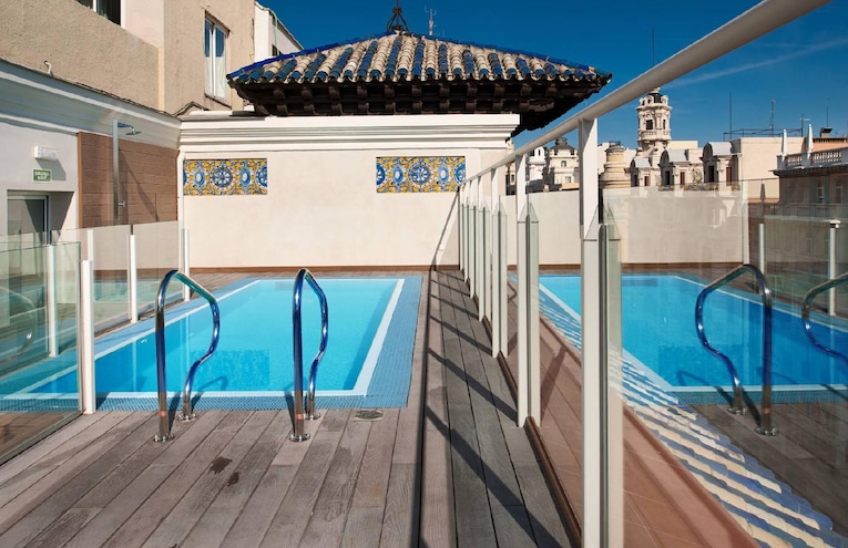 Swimming pools - 4