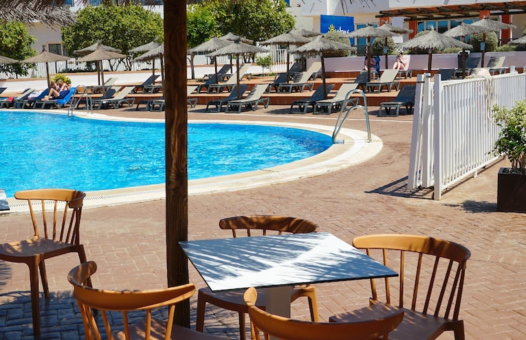 Swimming pools - 1