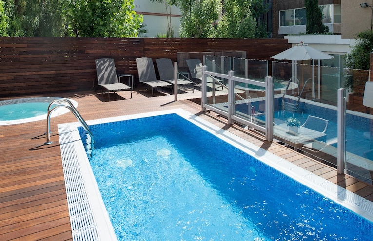 Swimming pools - 1