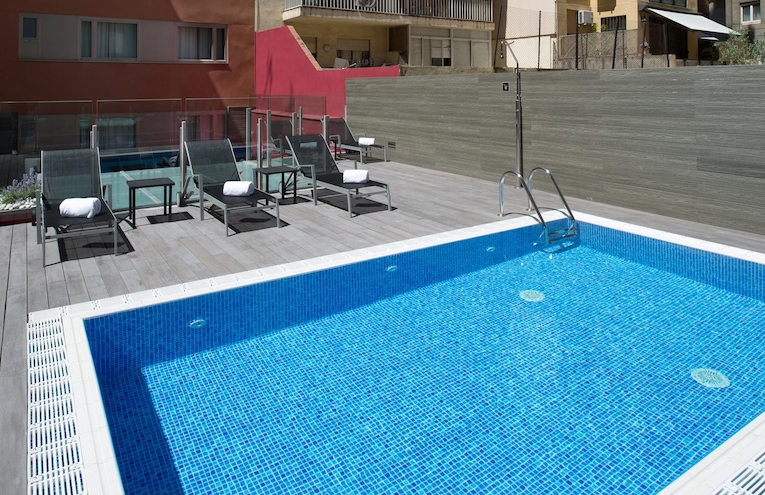Swimming pools - 3