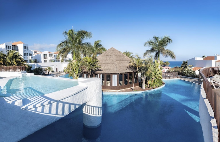 Swimming pools - 1