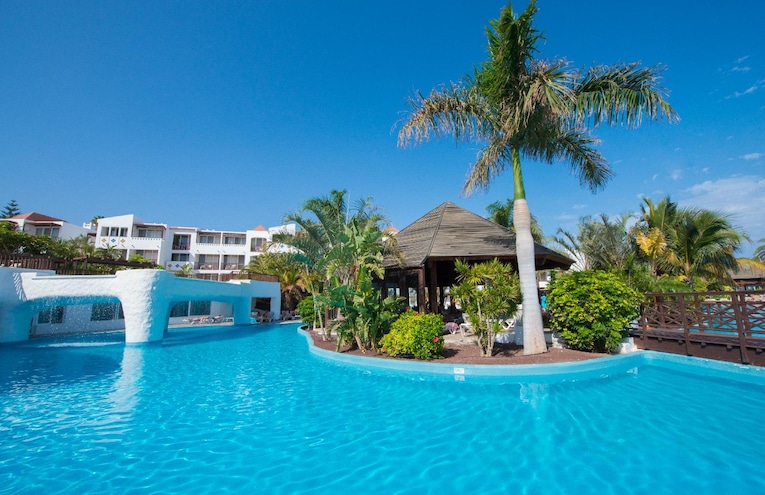Swimming pools - 2