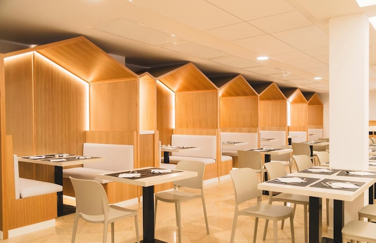 Restaurants - 10