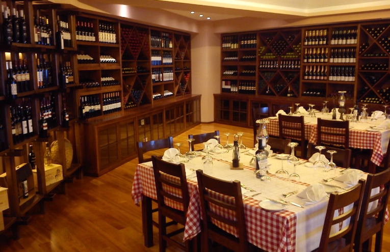 Restaurants - 6