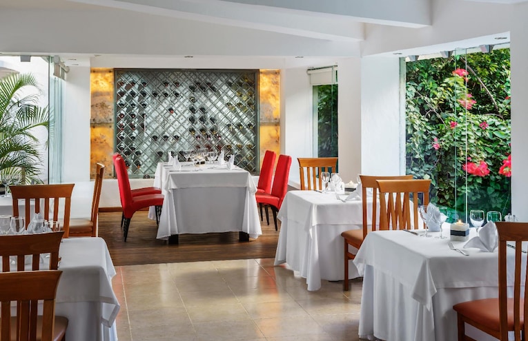 Restaurants - 6