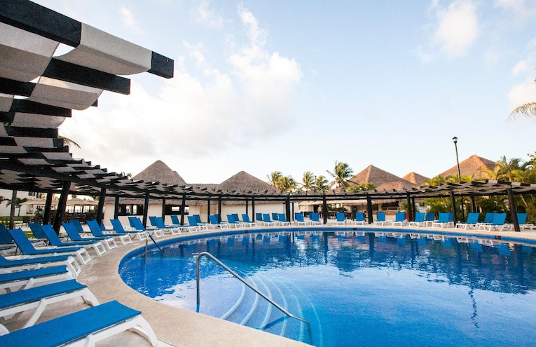 Swimming pools - 2