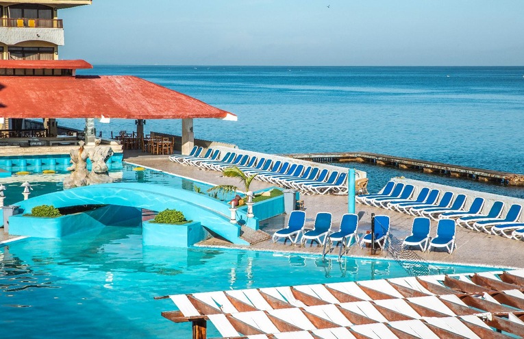 Swimming pools - 3
