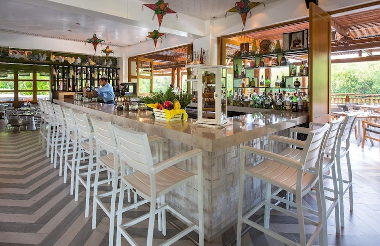 Restaurants - 4