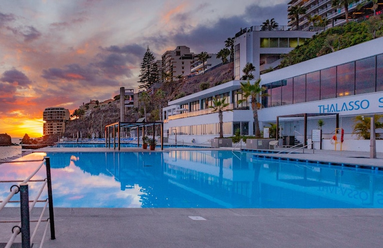 Swimming pools - 2