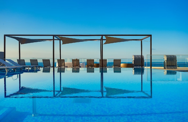 Swimming pools - 1