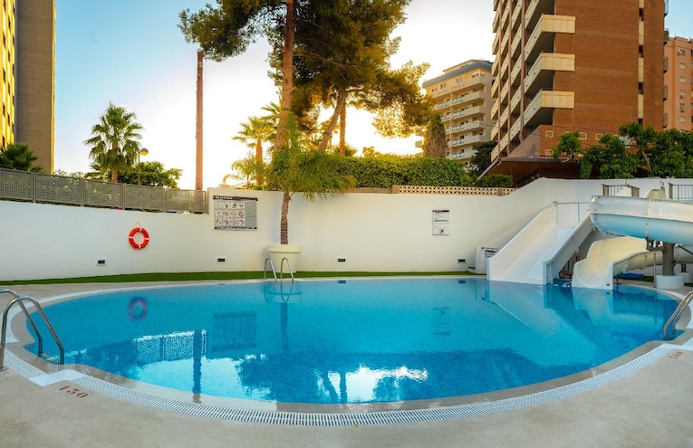 Swimming pools - 4