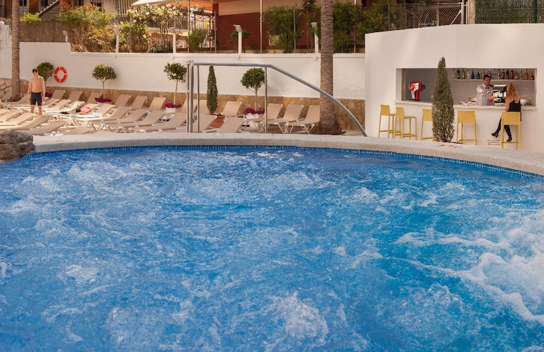 Swimming pools - 5