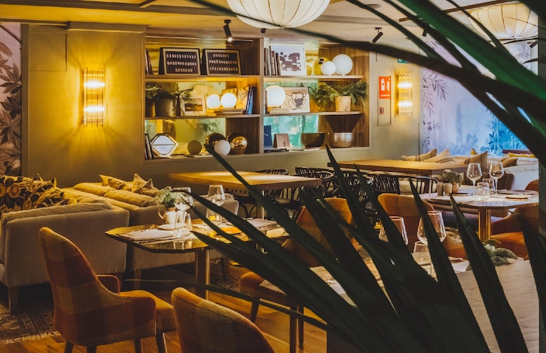 Restaurants - 6