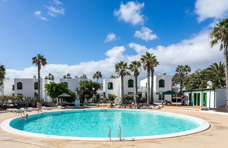Swimming pools - 1