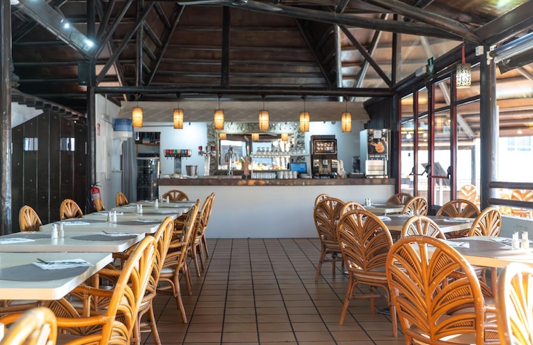 Restaurants - 4