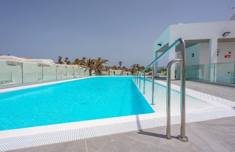 Swimming pools - 1