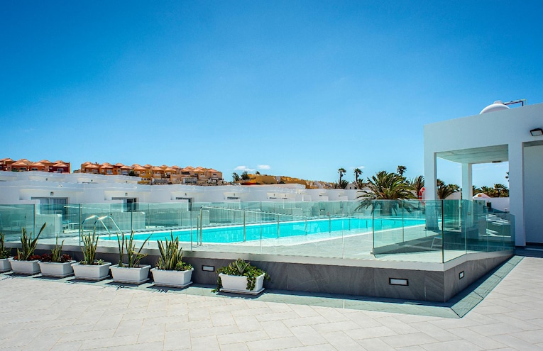 Swimming pools - 7