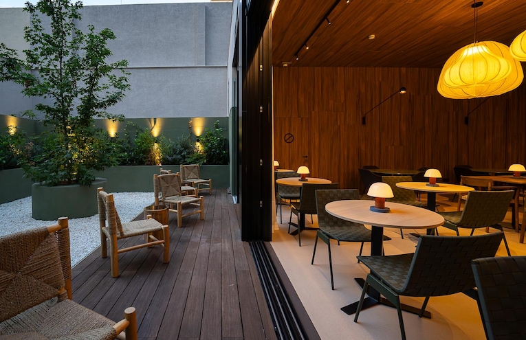 Restaurants - 7