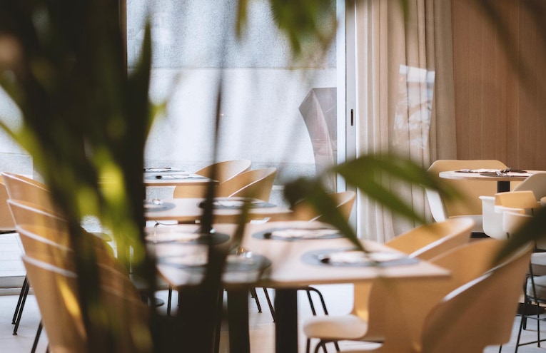Restaurants - 12