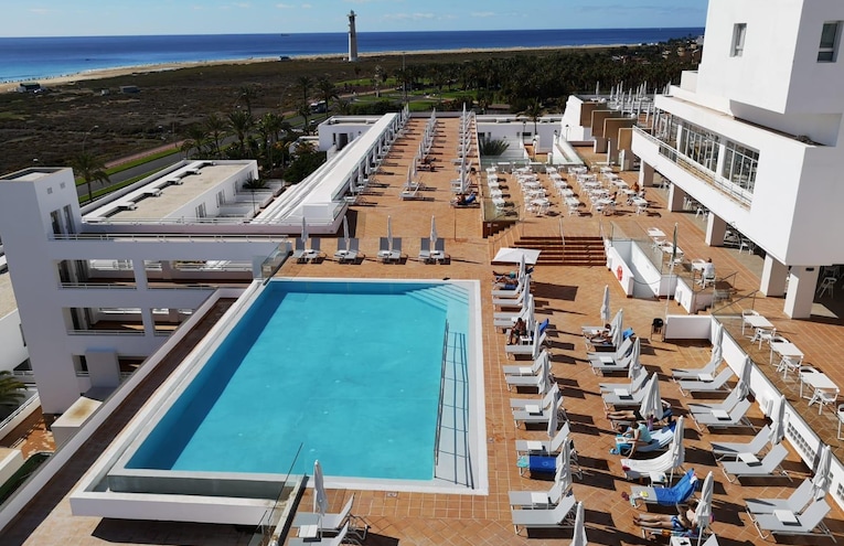 Swimming pools - 1