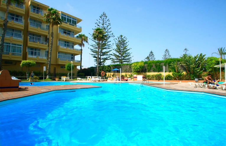 Swimming pools - 1