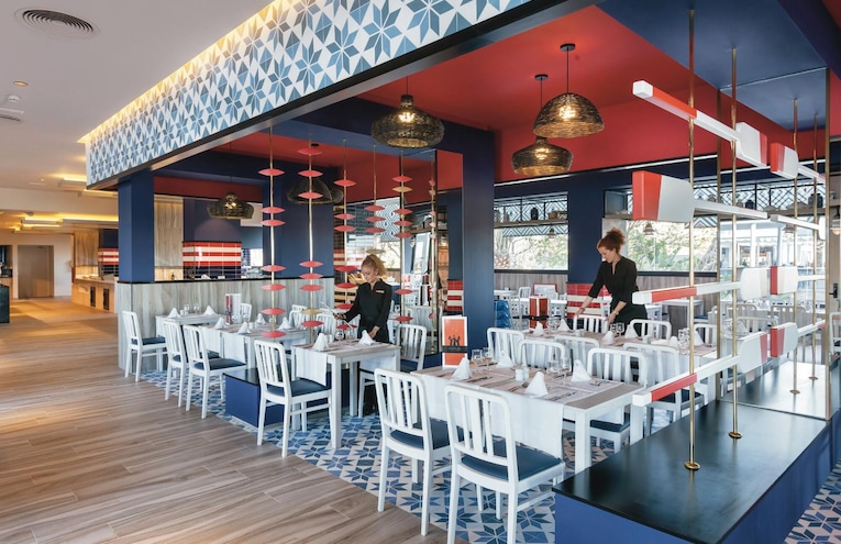 Restaurants - 7