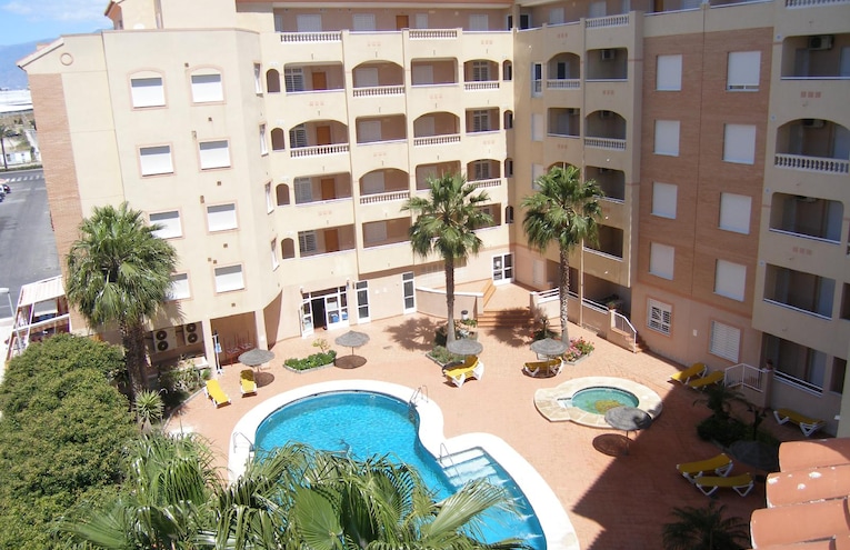 Swimming pools - 1