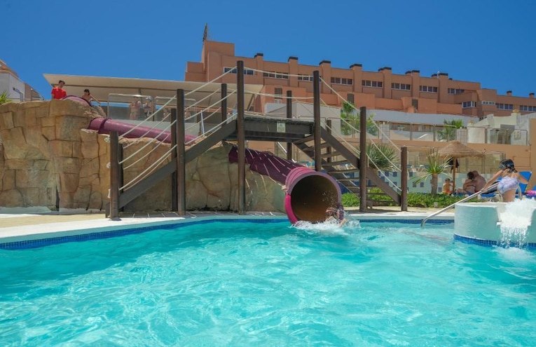 Swimming pools - 2