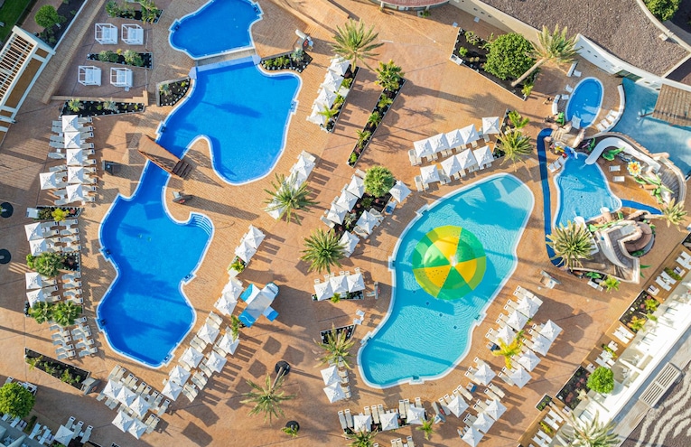 Swimming pools - 4