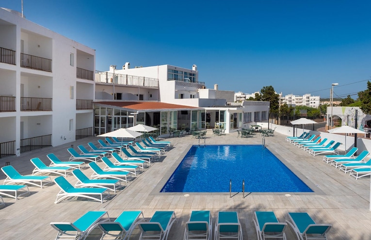 Swimming pools - 3