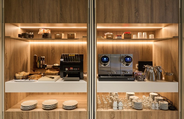 Restaurants - 11
