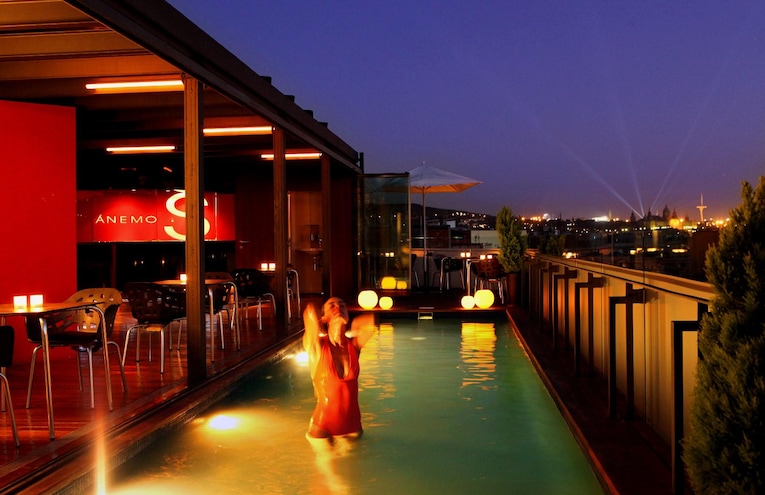 Swimming pools - 1