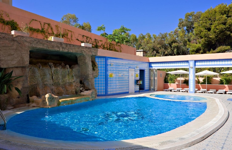 Swimming pools - 1