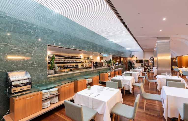 Restaurants - 6