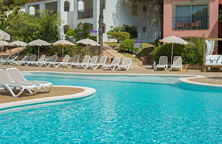 Swimming pools - 2