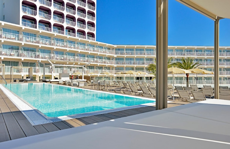 Swimming pools - 2
