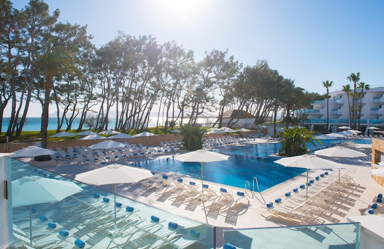 Swimming pools - 1