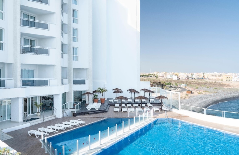 Swimming pools - 1