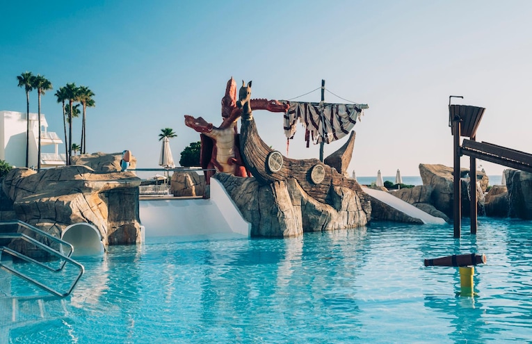 Swimming pools - 1