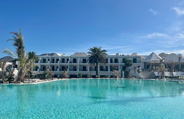 Swimming pools - 1